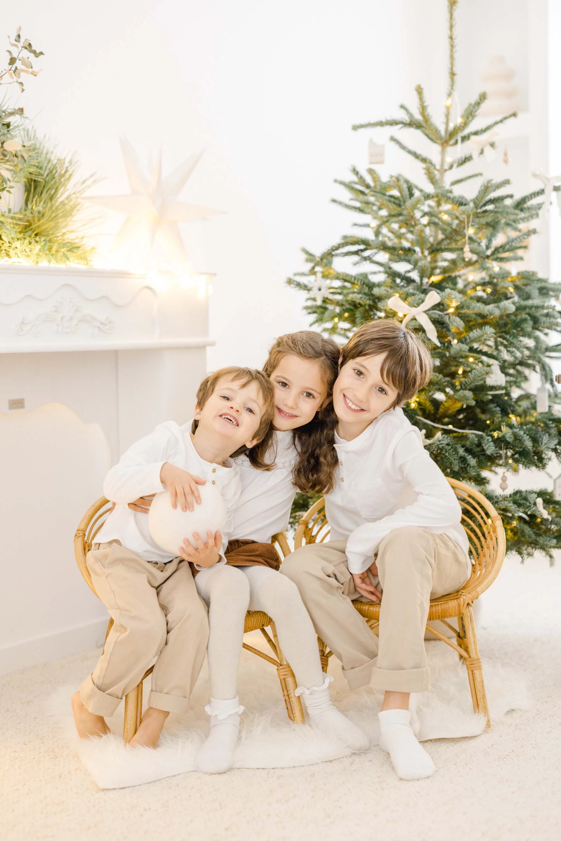 bonheur sourire enfant événement gris